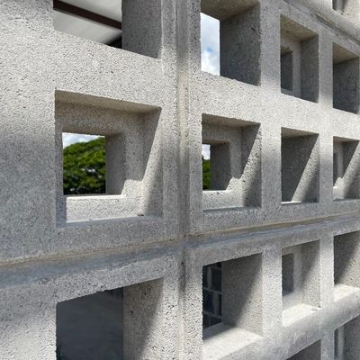 บล็อกช่องลมรุ่นอีซี่ ลายจตุรัสซ้อน จาก Q-CON