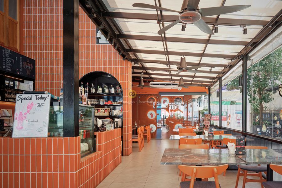 LOBS Lobster Brunch & Bistro (Open Air Seating Zone)