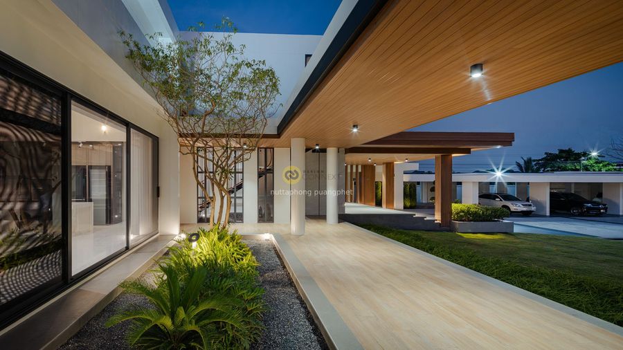 L-house