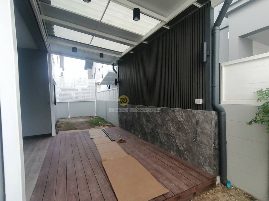 K'Seed Renovation House.