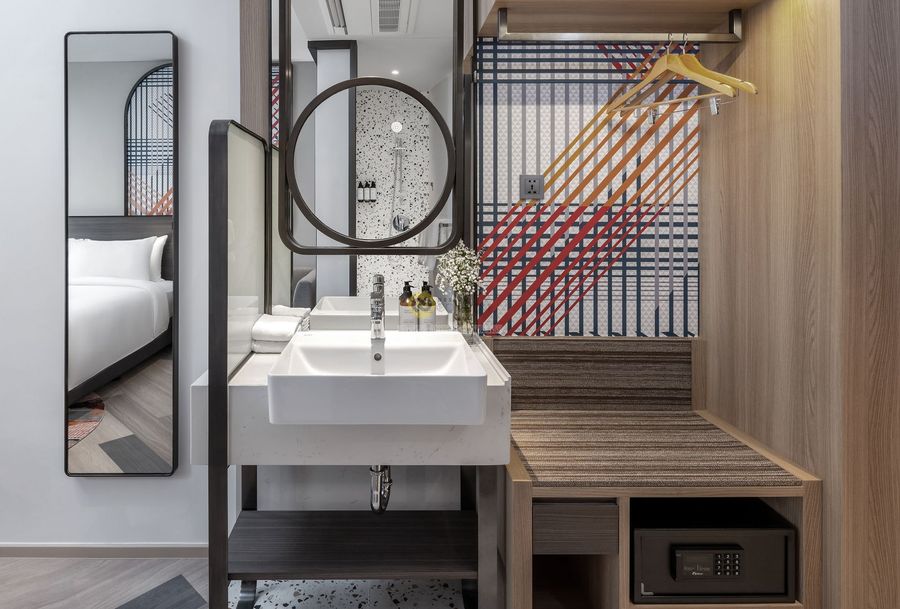 Mercure Bangkok Surawong