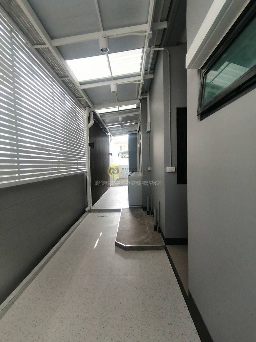 K'Seed Renovation House.
