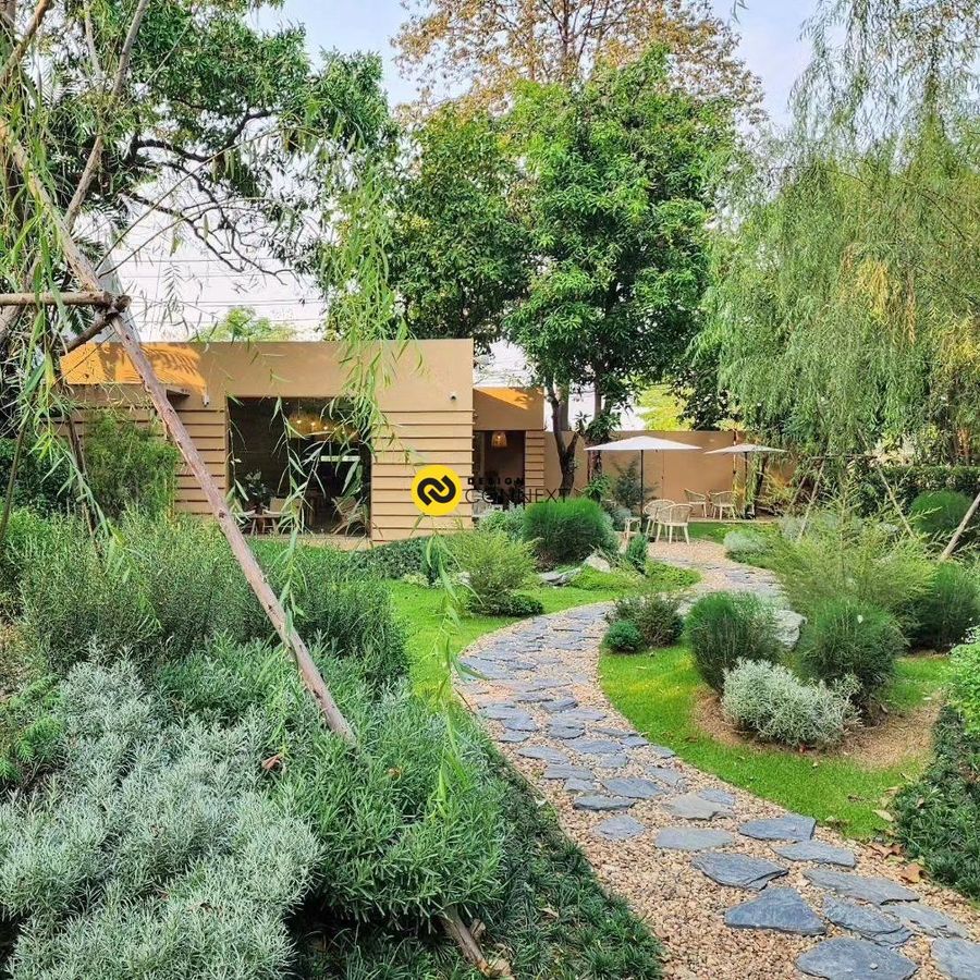 CONTEMPORARY GARDEN