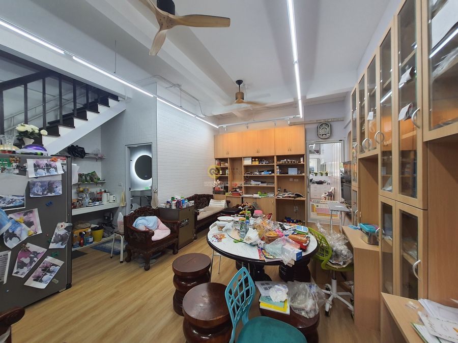 รีโนเวทตึกแถว_บ้านและคลินิก