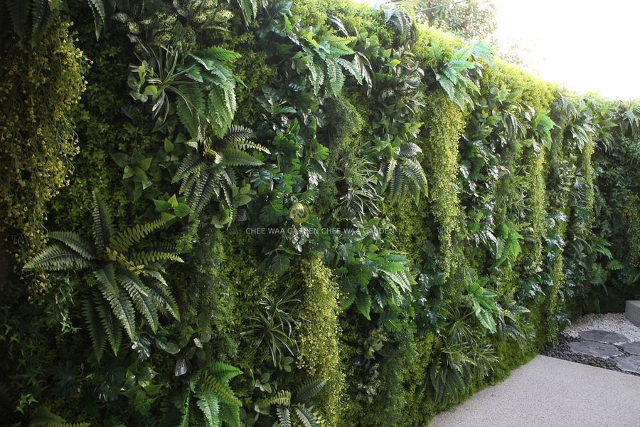 VERTICAL GARDEN