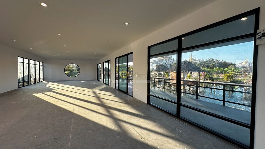 รักษ์บัว คาเฟ่