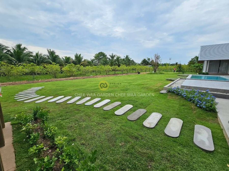 MODERN GARDEN