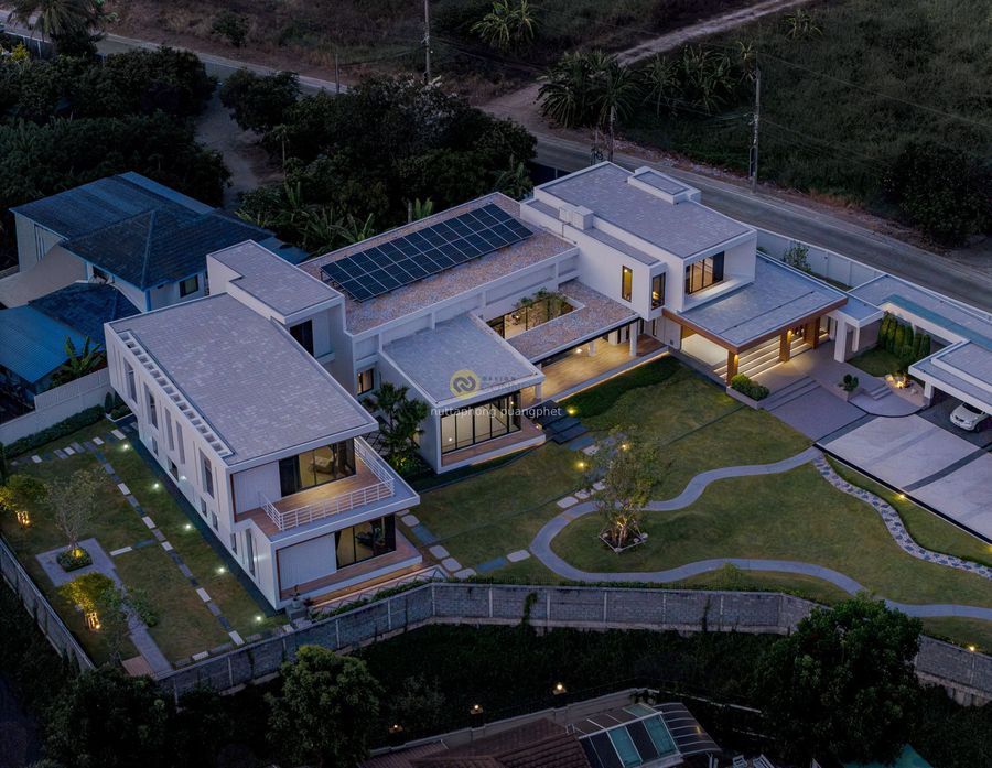 L-house