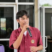 ธนากร เกรงขาม